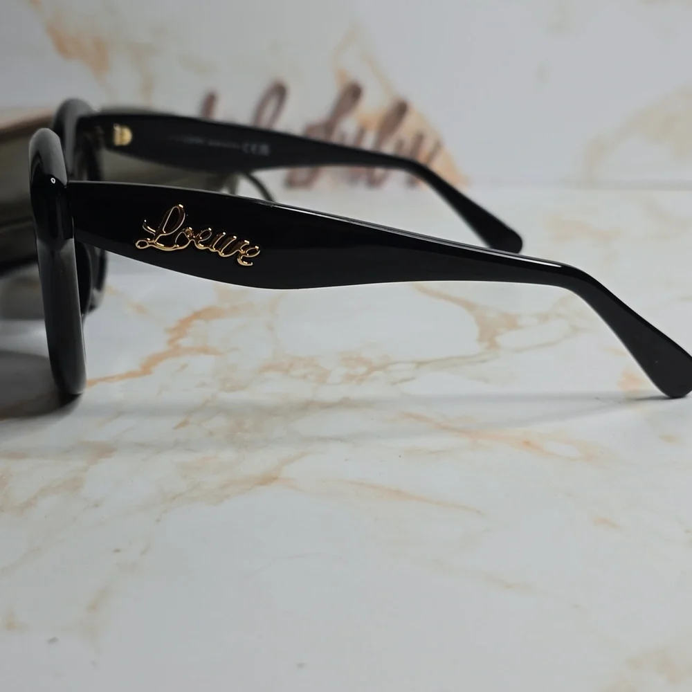 Loewe Curvy Oversized Black Sunglasses New With Case And Cloth